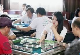 动物森林舞会游戏机-动物森林舞会，游戏机中的自然韵律与欢乐互动